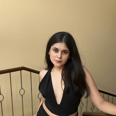 Arya Y. - Freelance Brand Designer