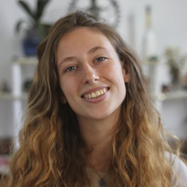 Helena R. - Freelance Marketing Strategist