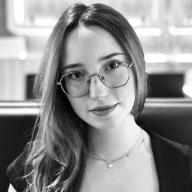 Beatriz S. - Freelance Interior Designer