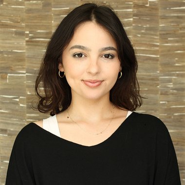 Ella W. - Freelance Album Art Designer