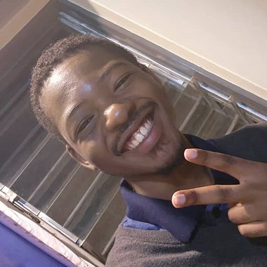 Simeon M. - Freelance Brand Designer