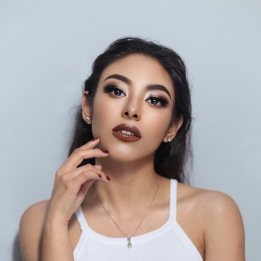 Katherine R. - Freelance Graphic Designer