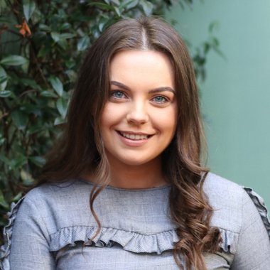 Chloe N. - Freelance Packaging Designer