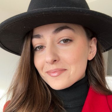 Sara S. - Freelance Content Creator