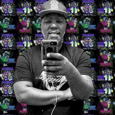 Jerrod B. - Freelance Social Media Manager