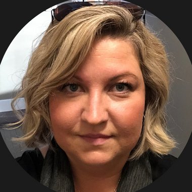 Agatha W. - Freelance Artworker