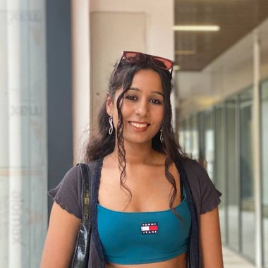 Avni S. - Freelance T Shirt Designer