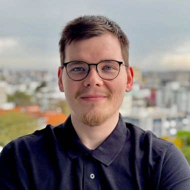 Hildor J. - Freelance Programmer