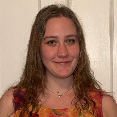 Isabella L. - Freelance Production Assistant