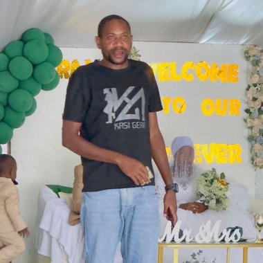 Justine B. - Freelance Artworker