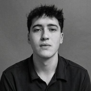 Lucas R. - Freelance Architect