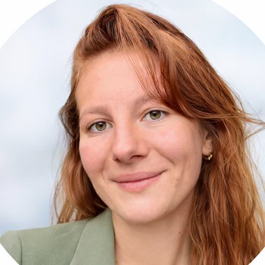 Charlotte B. - Freelance Digital Marketer