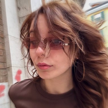 Oleksandra L. - Freelance Web Designer