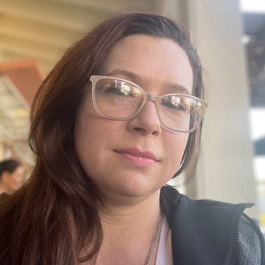 Kaia W. - Freelance Ecommerce Developer