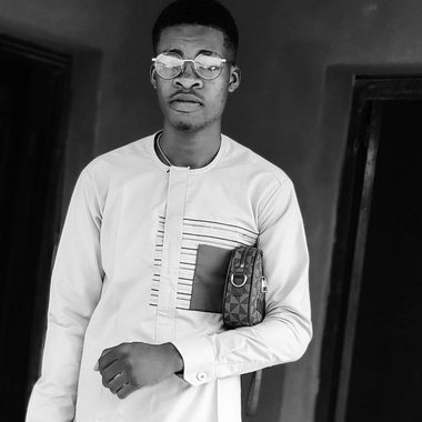 Fashakin O. - Freelance Web Designer