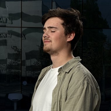 Samuel W. - Freelance Videographer