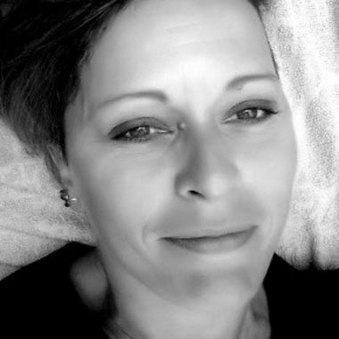 Ivana K. - Freelance Community Manager