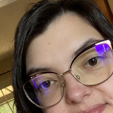 Ellie T. - Freelance Video Editor