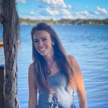 CamilleTyler - Freelance Graphic Designer