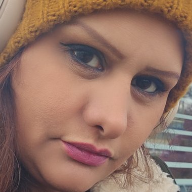 Enass - Freelance Video Editor