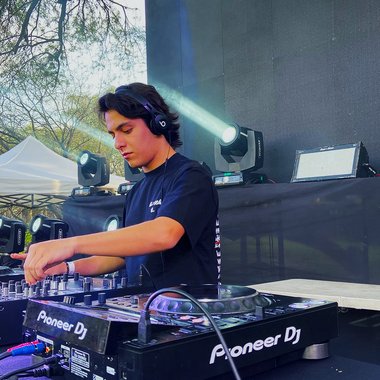 Maximo G. - Freelance Music Producer