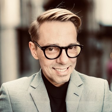 Michael H. - Freelance Video Editor