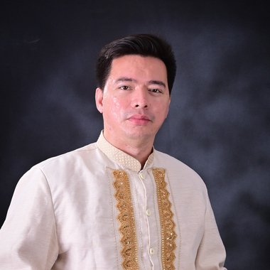 Kelvin R. - Freelance Web Designer
