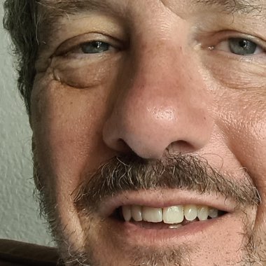 JohnnyMindlin - Freelance Voiceover Artist