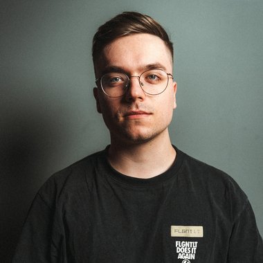 ToMilez - Freelance Mastering Engineer