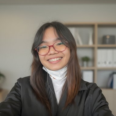 Faye B. - Freelance Digital Marketer