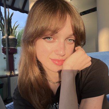 Maria H. - Freelance Digital Marketer