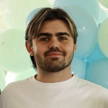 Sebastian B. - Freelance Assistant Producer