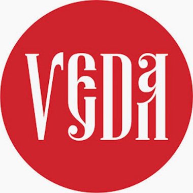Veda G. - Freelance Graphic Designer