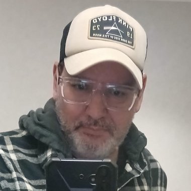David B. - Freelance Graphic Designer