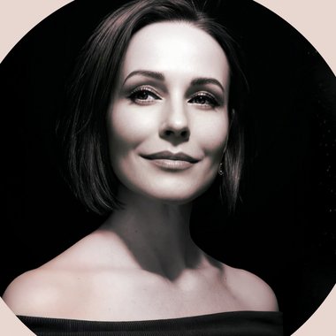 Debbie K. - Freelance Content Creator