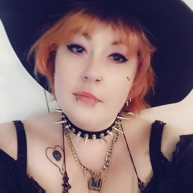 Aeme D. - Freelance Hair And Makeup