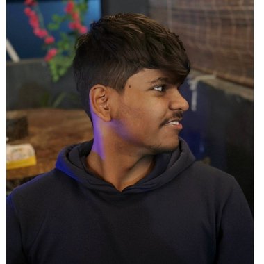 Ayush Y. - Freelance Front End Developer