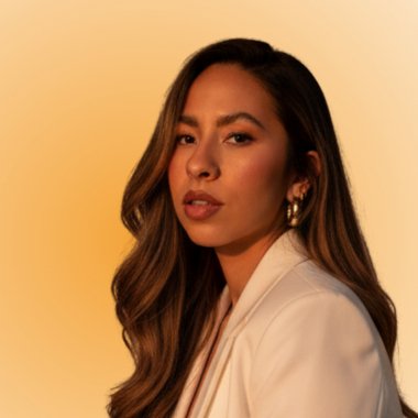 Claudia D. - Freelance Social Media Manager