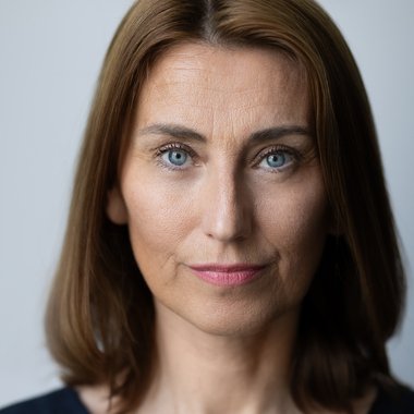 LAURA Y. - Freelance Screenplay Writer