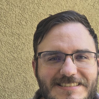 Alexander S. - Freelance Artworker