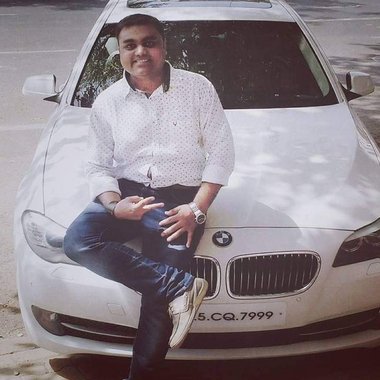 CP C. - Freelance Graphic Designer