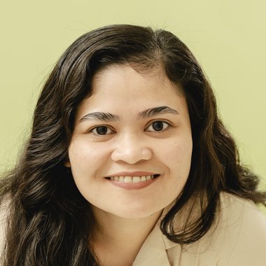 April C. - Freelance Digital Marketer