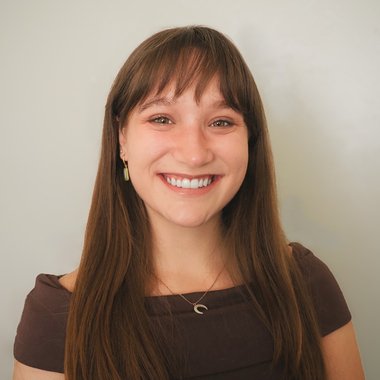 MacKenzie C. - Freelance Assistant Producer