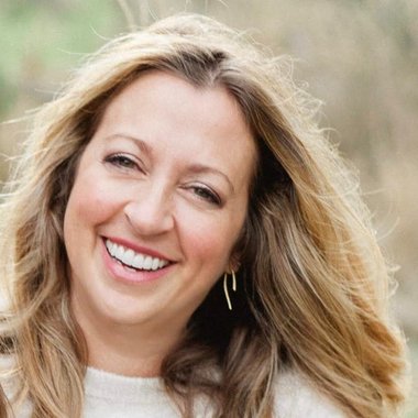 Michelle R. - Freelance Marketer