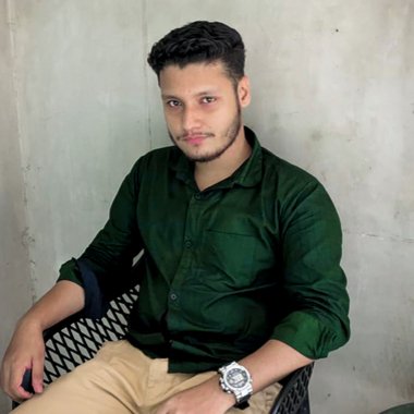 Ariful R. - Freelance Graphic Designer