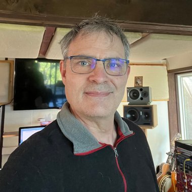 Chris S. - Freelance Music Producer