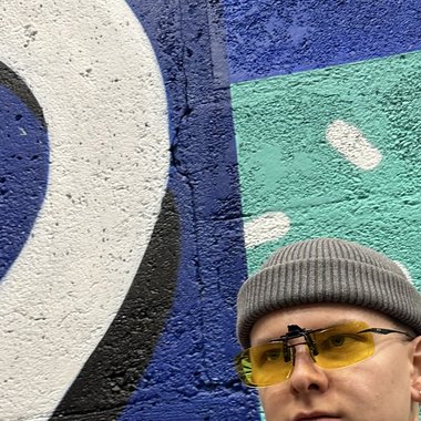 Igor S. - Freelance Artworker