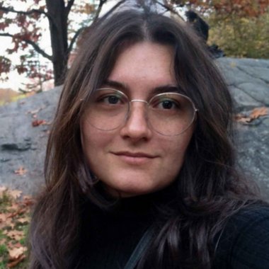 Veronica S. - Freelance Motion Graphic Designer