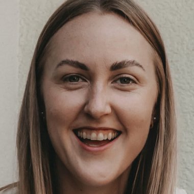 Alexandra B. - Freelance Project Manager