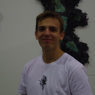 Luka L. - Freelance Brand Designer